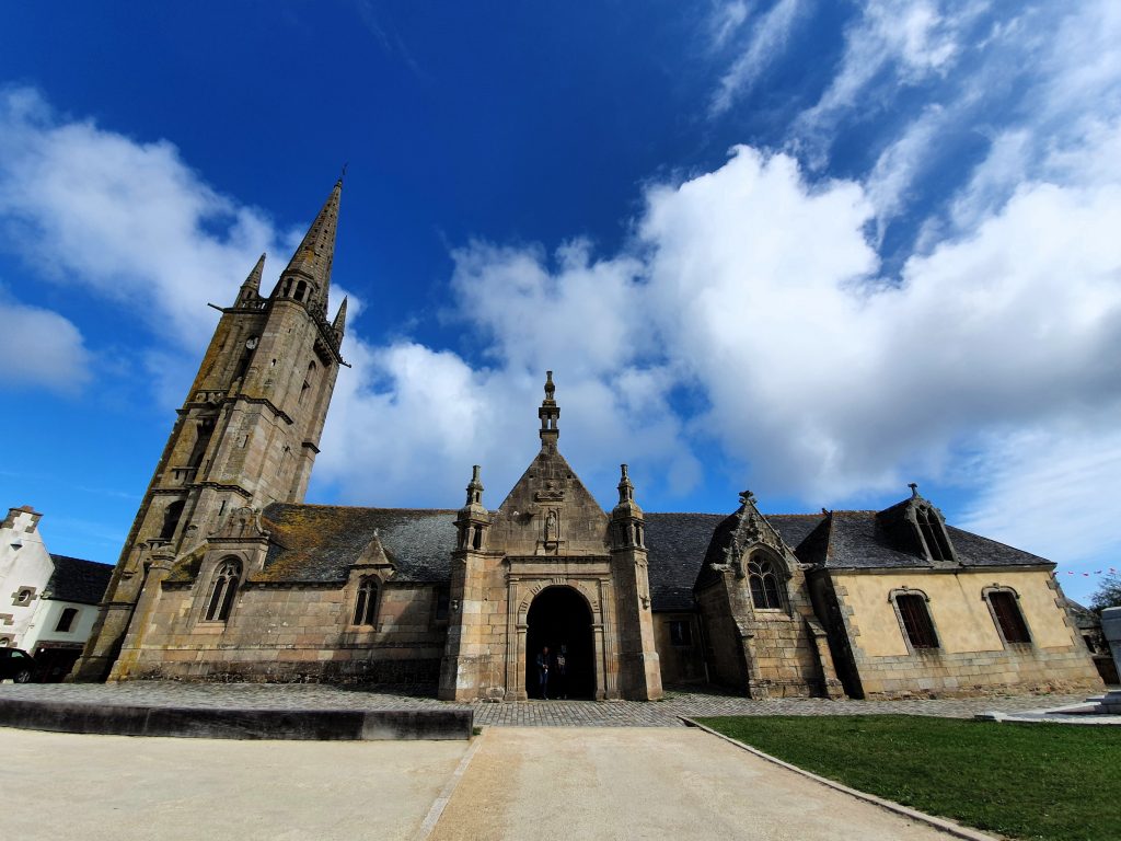 Eglise Saint Pierre de Plougasnou