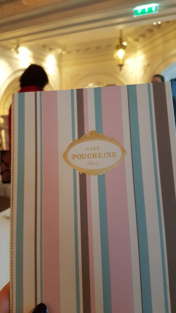 Tea time Café Pouchkine