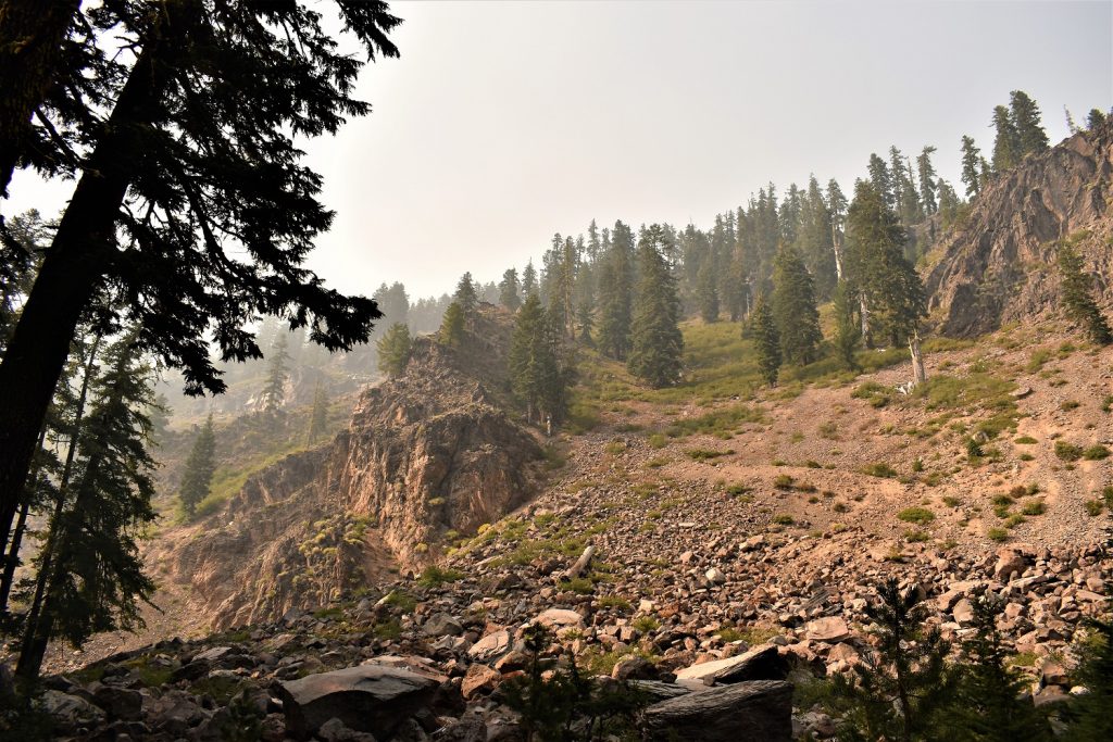 Plaikni falls trail Crater Lake