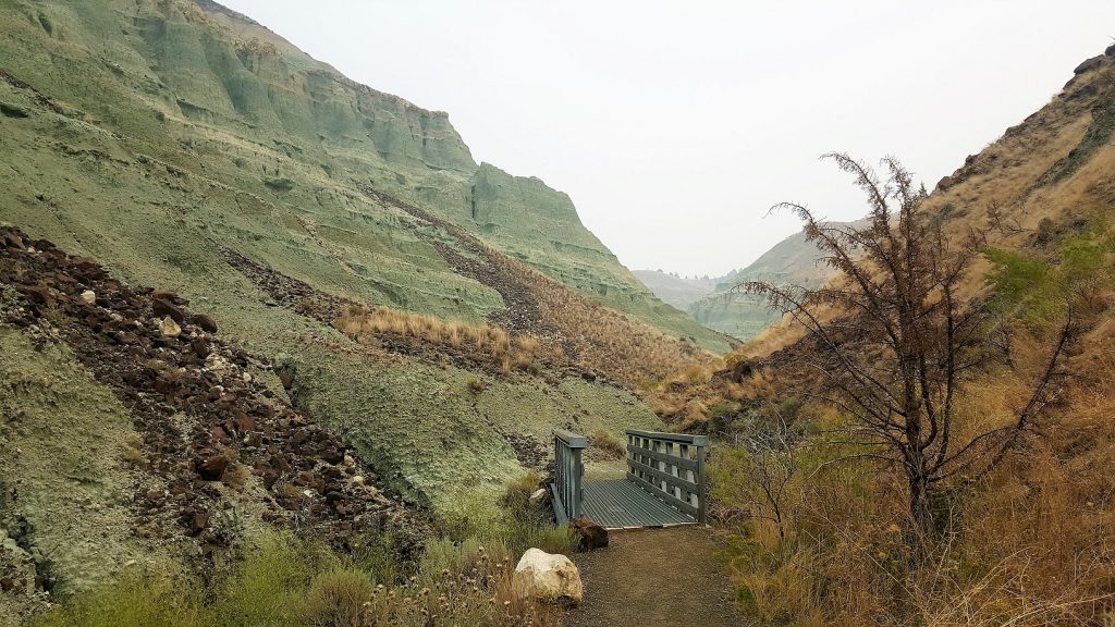 Blue Bassin - Sheep Rock Unit