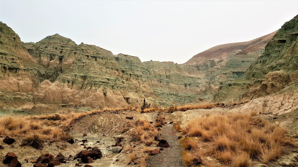 Blue Bassin - Sheep Rock Unit