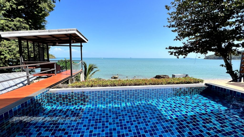 Koh Sirey front beach Villa